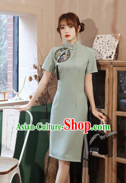 Chinese Classical Qipao Dress Traditional Young Girl Light Green Cheongsam Chinese Classical Qipao Dress Traditional Young Girl Light Green Cheongsam