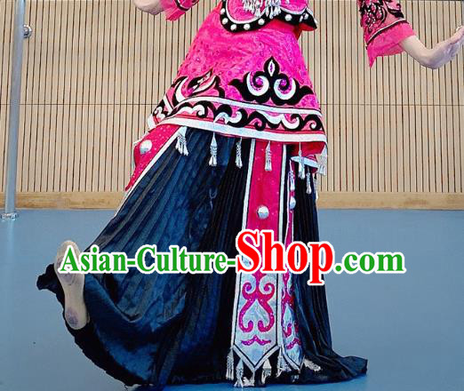 Chinese Miao Nationality Minority Wedding Bride Costumes Ethnic Folk Dance Rosy Dress Outfits Chinese Miao Nationality Minority Wedding Bride Costumes Ethnic Folk Dance Rosy Dress Outfits