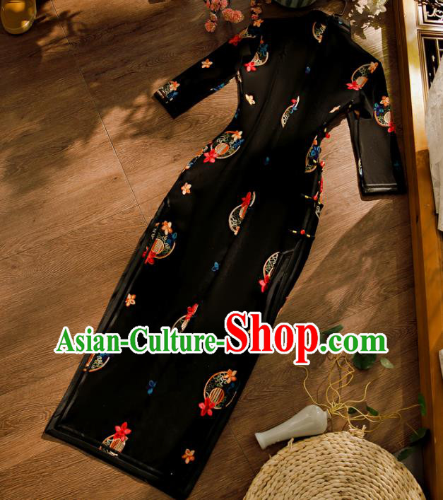 Chinese Traditional Black Cheongsam Clothing Classical Embroidered Qipao Dress Chinese Traditional Black Cheongsam Clothing Classical Embroidered Qipao Dress