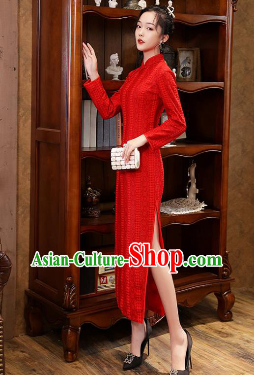 Chinese Bride Red Cheongsam Classical Wedding Qipao Dress Traditional National Toast Costume Chinese Bride Red Cheongsam Classical Wedding Qipao Dress Traditional National Toast Costume