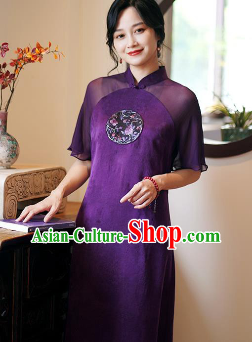 China Classical Embroidered Purple Silk Cheongsam Dress National Stand Collar Qipao Costume China Classical Embroidered Purple Silk Cheongsam Dress National Stand Collar Qipao Costume