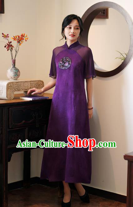 China Classical Embroidered Purple Silk Cheongsam Dress National Stand Collar Qipao Costume China Classical Embroidered Purple Silk Cheongsam Dress National Stand Collar Qipao Costume
