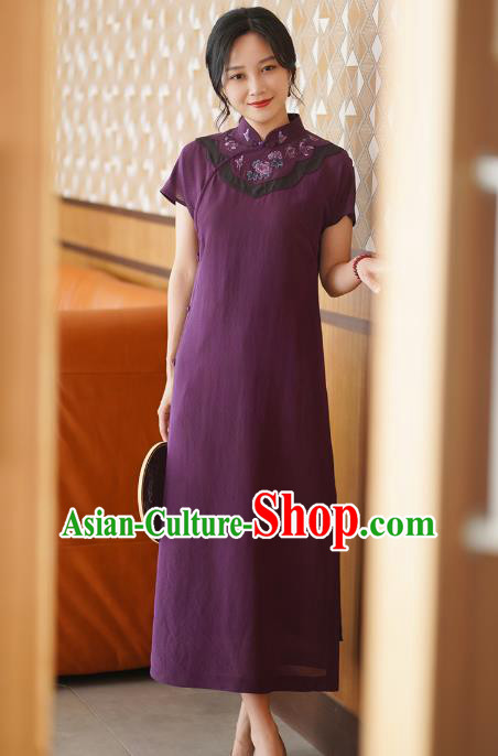 China National Stand Collar Qipao Costume Classical Embroidered Purple Silk Cheongsam Dress China National Stand Collar Qipao Costume Classical Embroidered Purple Silk Cheongsam Dress