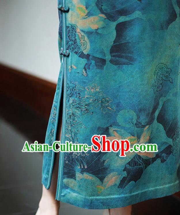 China Classical Lotus Pattern Green Silk Qipao Dress National Female Long Cheongsam China Classical Lotus Pattern Green Silk Qipao Dress National Female Long Cheongsam