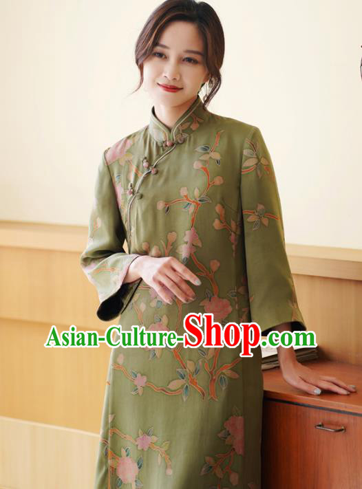 Republic of China Classical Green Silk Qipao Dress Traditional Hand Painting Flowers Cheongsam Clothing Republic of China Classical Green Silk Qipao Dress Traditional Hand Painting Flowers Cheongsam Clothing