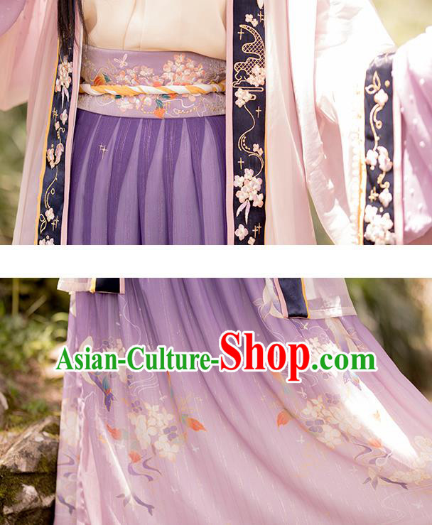 China Ancient Court Lady Hanfu Clothing Traditional Song Dynasty Historical Costumes China Ancient Court Lady Hanfu Clothing Traditional Song Dynasty Historical Costumes