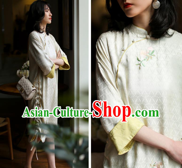 Republic of China Embroidered Beige Cheongsam Costume Traditional Minguo Young Lady Qipao Dress Republic of China Embroidered Beige Cheongsam Costume Traditional Minguo Young Lady Qipao Dress