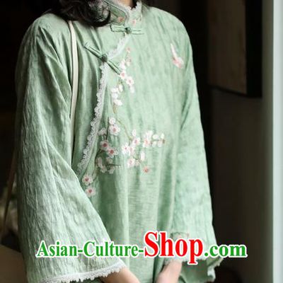 China Embroidered Light Green Cheongsam Costume Traditional Stage Performance Wide Sleeve Qipao Dress