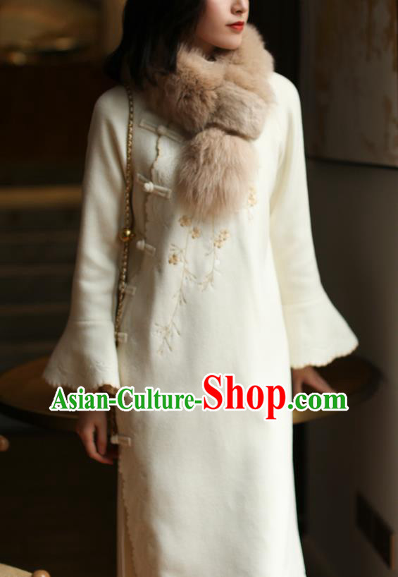 China Embroidered Beige Woolen Cheongsam Costume Traditional New Year Qipao Dress China Embroidered Beige Woolen Cheongsam Costume Traditional New Year Qipao Dress