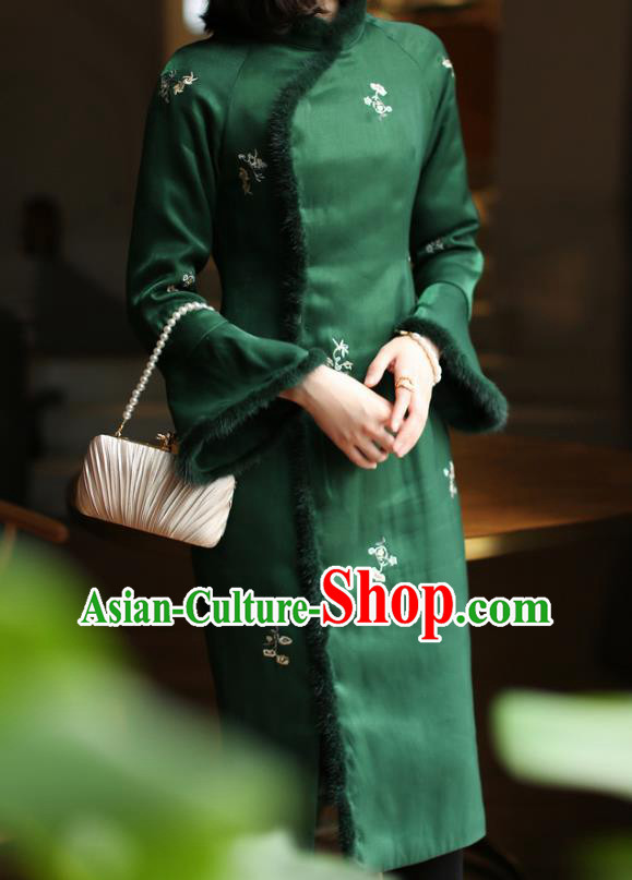 China Winter Cotton Wadded Cheongsam Costume Traditional Shanghai Green Silk Qipao Dress China Winter Cotton Wadded Cheongsam Costume Traditional Shanghai Green Silk Qipao Dress