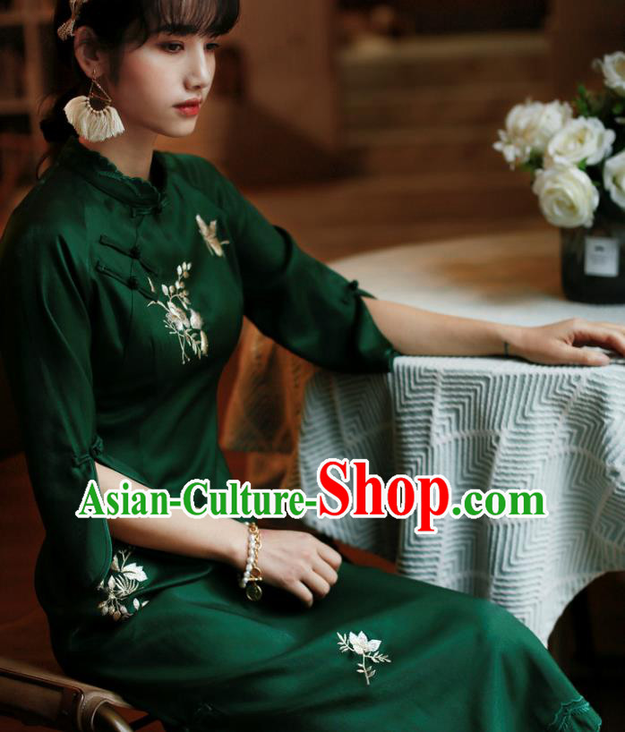 China Modern Deep Green Cheongsam Costume Traditional Young Lady Embroidered Qipao Dress China Modern Deep Green Cheongsam Costume Traditional Young Lady Embroidered Qipao Dress