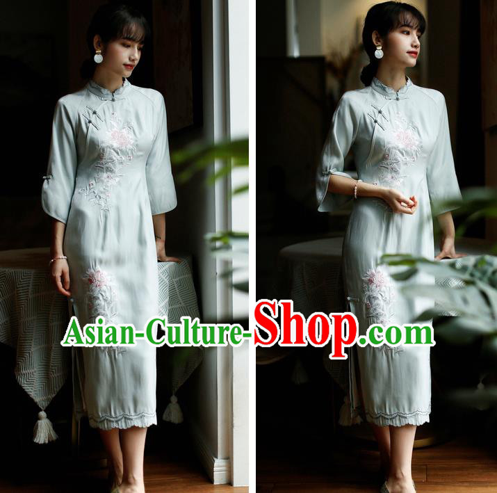 China Classical Cheongsam Costume Traditional Embroidered Light Green Qipao Dress China Classical Cheongsam Costume Traditional Embroidered Light Green Qipao Dress