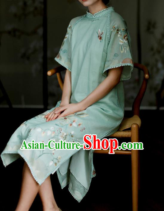 China Classical Embroidered Green Cheongsam Costume Traditional Young Lady Qipao Dress China Classical Embroidered Green Cheongsam Costume Traditional Young Lady Qipao Dress
