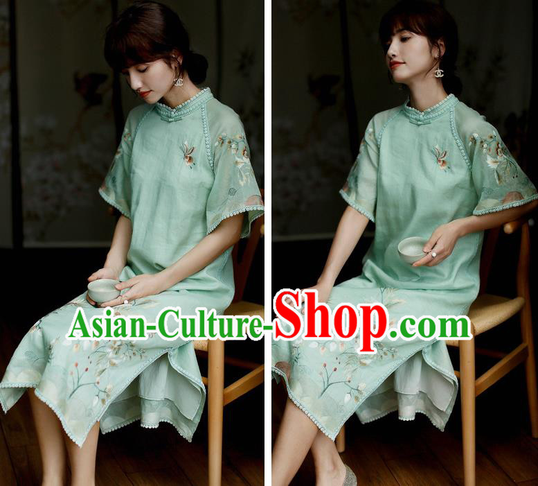 China Classical Embroidered Green Cheongsam Costume Traditional Young Lady Qipao Dress China Classical Embroidered Green Cheongsam Costume Traditional Young Lady Qipao Dress