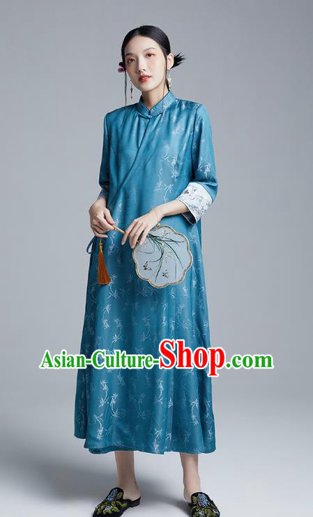 China Classical Embroidered Silk Cheongsam Costume Traditional Young Lady Blue Brocade Qipao Dress China Classical Embroidered Silk Cheongsam Costume Traditional Young Lady Blue Brocade Qipao Dress
