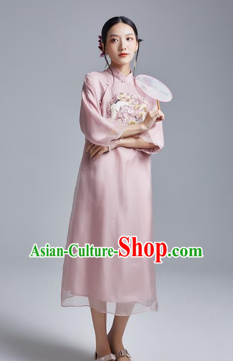 China Classical Pink Organdy Cheongsam Costume Traditional Young Lady Embroidered Cranes Qipao Dress China Classical Pink Organdy Cheongsam Costume Traditional Young Lady Embroidered Cranes Qipao Dress