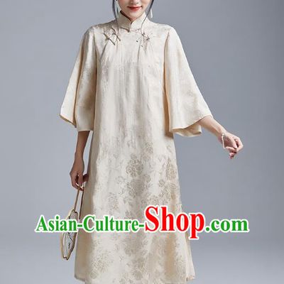 China Classical Brocade Cheongsam Costume Traditional Young Lady Beige Silk Qipao Dress