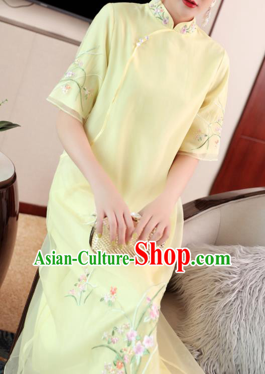 Chinese Traditional Tang Suit Qipao Dress Embroidered Light Yellow Organdy Cheongsam Costume Chinese Traditional Tang Suit Qipao Dress Embroidered Light Yellow Organdy Cheongsam Costume
