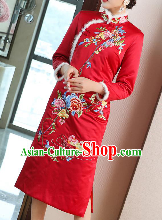 Chinese Traditional Wedding Embroidered Red Qipao Dress Tang Suit Cheongsam Bride Costume Chinese Traditional Wedding Embroidered Red Qipao Dress Tang Suit Cheongsam Bride Costume