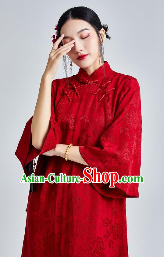 China Classical Wide Sleeve Cheongsam Costume Traditional Young Lady Red Brocade Qipao Dress China Classical Wide Sleeve Cheongsam Costume Traditional Young Lady Red Brocade Qipao Dress