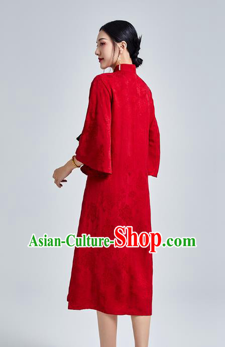 China Classical Wide Sleeve Cheongsam Costume Traditional Young Lady Red Brocade Qipao Dress China Classical Wide Sleeve Cheongsam Costume Traditional Young Lady Red Brocade Qipao Dress