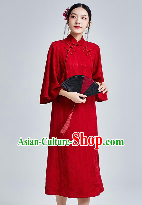 China Classical Wide Sleeve Cheongsam Costume Traditional Young Lady Red Brocade Qipao Dress China Classical Wide Sleeve Cheongsam Costume Traditional Young Lady Red Brocade Qipao Dress