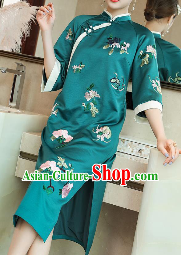 China Traditional Tang Suit Qipao Dress Classical Embroidered Green Silk Cheongsam China Traditional Tang Suit Qipao Dress Classical Embroidered Green Silk Cheongsam