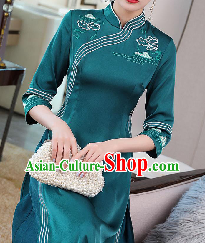 China Classical Embroidered Blue Satin Cheongsam Traditional Tang Suit Ao Dai Qipao Dress China Classical Embroidered Blue Satin Cheongsam Traditional Tang Suit Ao Dai Qipao Dress