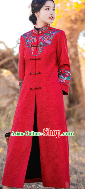 Chinese Traditional Embroidered Outer Garment National Tang Suit Red Dust Coat Chinese Traditional Embroidered Outer Garment National Tang Suit Red Dust Coat