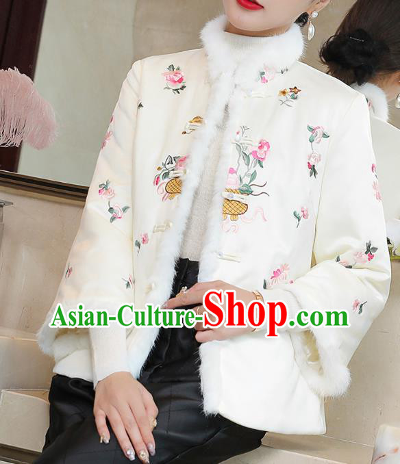 Chinese Winter Tang Suit Overcoat Traditional Embroidered White Cotton Wadded Jacket Chinese Winter Tang Suit Overcoat Traditional Embroidered White Cotton Wadded Jacket
