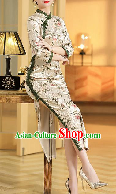 China Classical Beige Velvet Qipao Dress Traditional Tang Suit Printing Flowers Cheongsam Costume China Classical Beige Velvet Qipao Dress Traditional Tang Suit Printing Flowers Cheongsam Costume