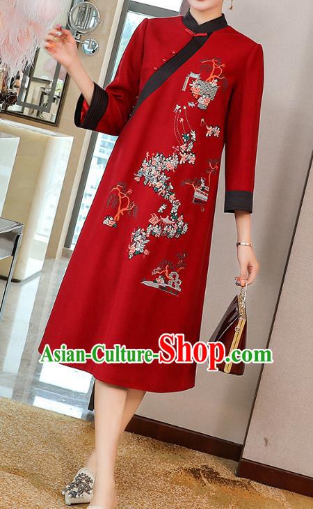 China Zen Costume Classical Qipao Dress Traditional Tang Suit Embroidered Red Woolen Cheongsam China Zen Costume Classical Qipao Dress Traditional Tang Suit Embroidered Red Woolen Cheongsam