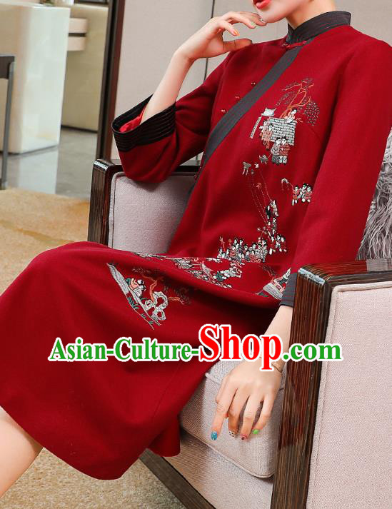 China Zen Costume Classical Qipao Dress Traditional Tang Suit Embroidered Red Woolen Cheongsam China Zen Costume Classical Qipao Dress Traditional Tang Suit Embroidered Red Woolen Cheongsam