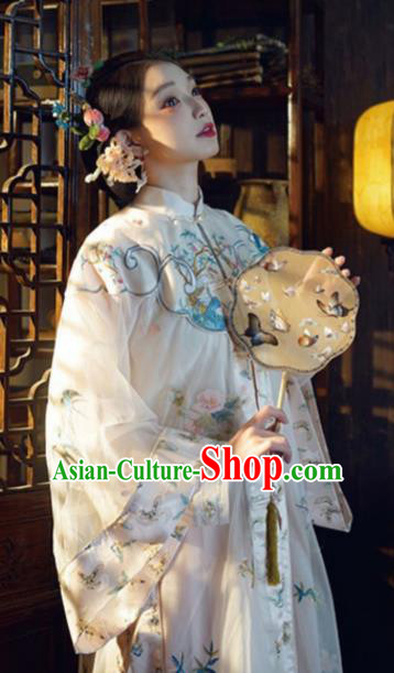 China Traditional Qing Dynasty Court Woman Costumes Ancient Imperial Concubine Embroidered Clothing Complete Set China Traditional Qing Dynasty Court Woman Costumes Ancient Imperial Concubine Embroidered Clothing Complete Set