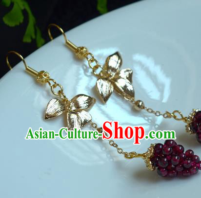 China Traditional Cheongsam Garnet Grape Ear Accessories Handmade Earrings Jewelry China Traditional Cheongsam Garnet Grape Ear Accessories Handmade Earrings Jewelry
