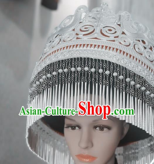 Chinese Liangshan Ethnic Ceremony Headwear Traditional Yi Nationality Wedding Bride Silver Tassel Hat Chinese Liangshan Ethnic Ceremony Headwear Traditional Yi Nationality Wedding Bride Silver Tassel Hat