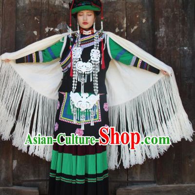 China Yi Nationality Wedding Bride Green Outfits Clothing Traditional Liangshan Ethnic Stage Performance Costumes and Hat