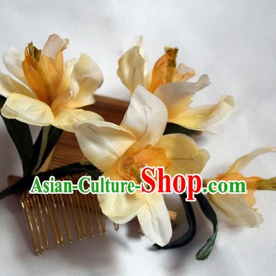 Chinese Handmade Hair Accessories Cheongsam Hairpin Traditional Ming Dynasty Yellow Silk Daffodil Hair Comb