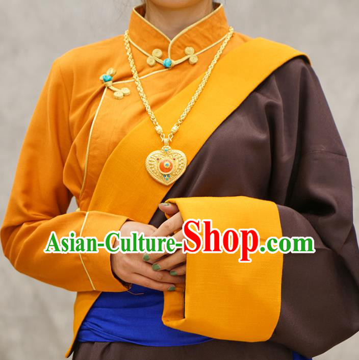 China Zang Nationality Kangba Clothing Brown Tibetan Robe Ethnic Woman Costume China Zang Nationality Kangba Clothing Brown Tibetan Robe Ethnic Woman Costume