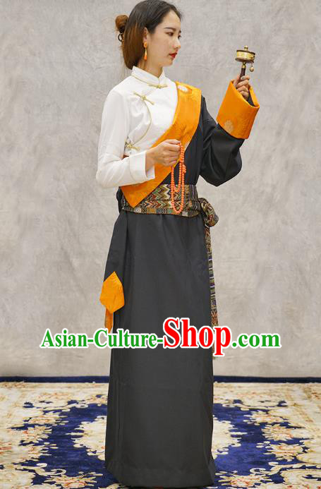China Grey Tibetan Robe Ethnic Woman Costume Zang Nationality Informal Clothing China Grey Tibetan Robe Ethnic Woman Costume Zang Nationality Informal Clothing