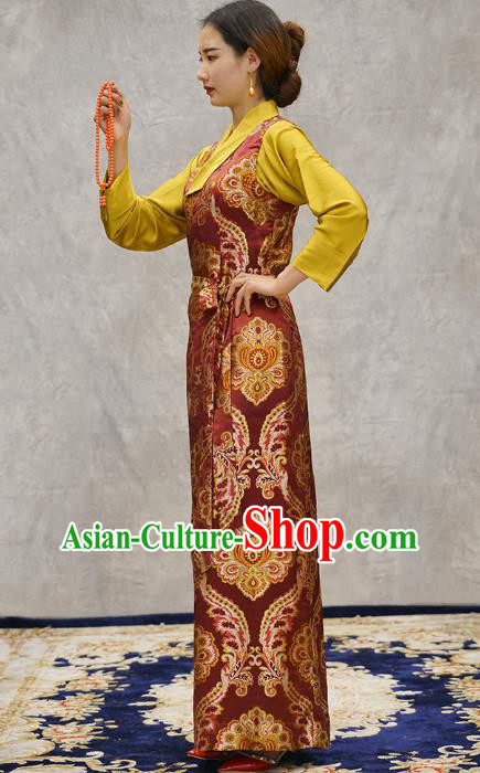 China Zang Nationality Red Brocade Bola Dress Clothing Tibetan Ethnic Woman Costume China Zang Nationality Red Brocade Bola Dress Clothing Tibetan Ethnic Woman Costume