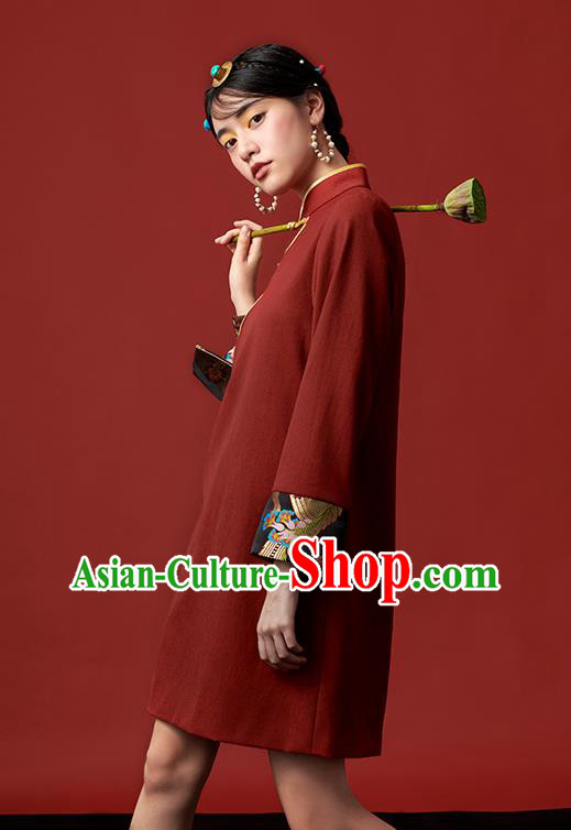 China Zang Nationality Red Dress Clothing Tibetan Ethnic Young Lady Costume China Zang Nationality Red Dress Clothing Tibetan Ethnic Young Lady Costume