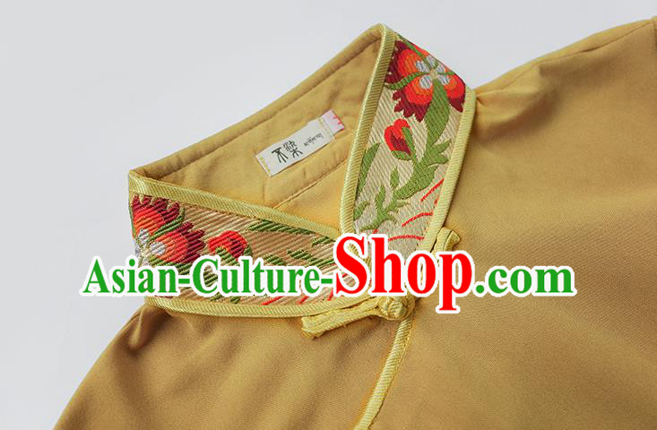 Chinese Tibetan Ethnic Yellow Blouse Zang Nationality Embroidered Shirt Clothing Chinese Tibetan Ethnic Yellow Blouse Zang Nationality Embroidered Shirt Clothing