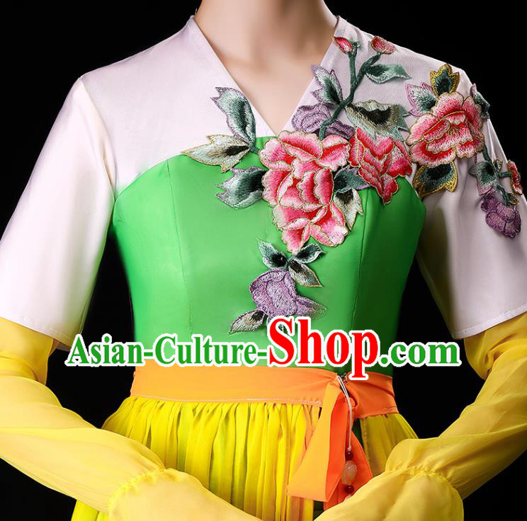 Chinese Yangko Dance Performance Embroidered Green Outfits Traditional Folk Dance Clothing Chinese Yangko Dance Performance Embroidered Green Outfits Traditional Folk Dance Clothing
