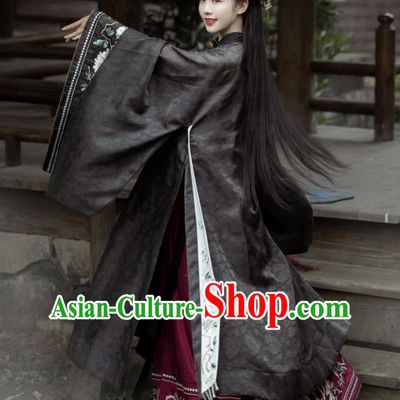 China Ancient Royal Princess Hanfu Dress Apparels Traditional Ming Dynasty Court Woman Historical Clothing
