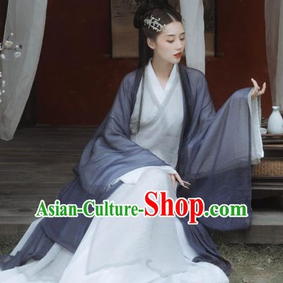 China Ancient Swordswoman Hanfu Dress Traditional Jin Dynasty Young Beauty Grey Clothing