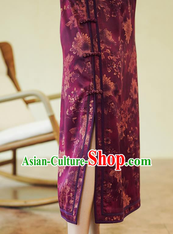 China Classical Purple Silk Qipao Dress National Printing Chrysanthemum Cheongsam China Classical Purple Silk Qipao Dress National Printing Chrysanthemum Cheongsam
