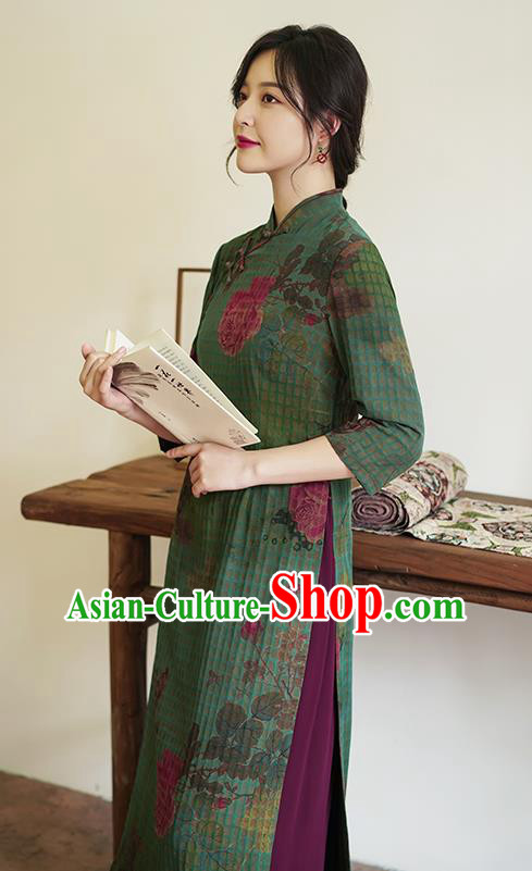 China National Green Silk Cheongsam Classical Printing Peony Butterfly Qipao Dress China National Green Silk Cheongsam Classical Printing Peony Butterfly Qipao Dress