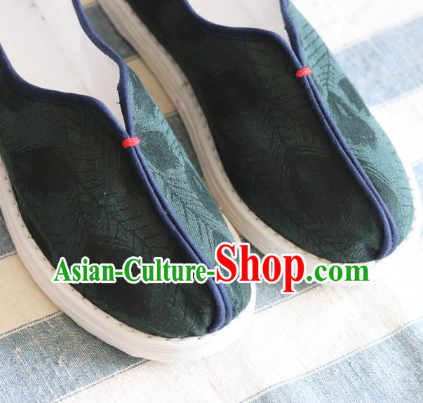 China Handmade Atrovirens Cloth Shoes National Woman Shoes China Handmade Atrovirens Cloth Shoes National Woman Shoes
