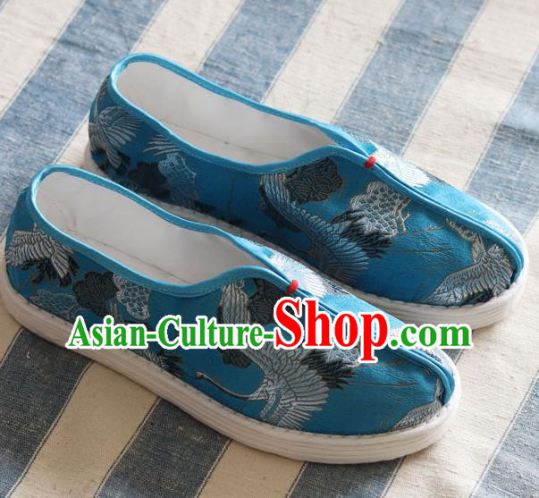 China Handmade Cloth Shoes National Woman Classical Cranes Pattern Blue Shoes China Handmade Cloth Shoes National Woman Classical Cranes Pattern Blue Shoes